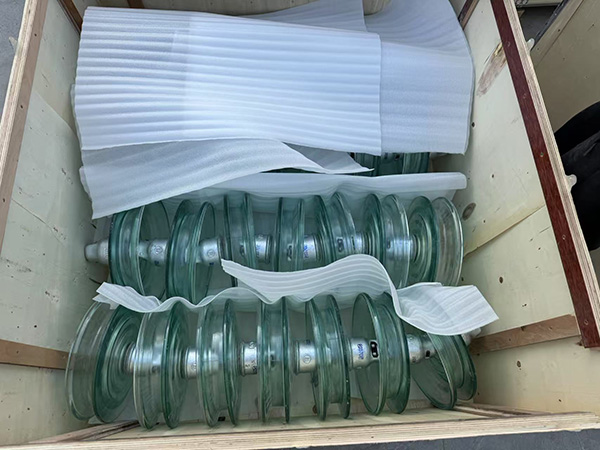 Double umbrella glass insulator PSD-70E